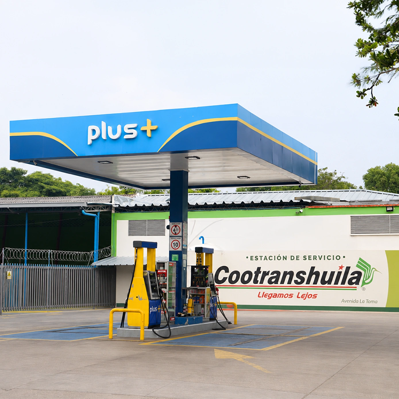 Estación de Servicios Cootranshuila La Toma